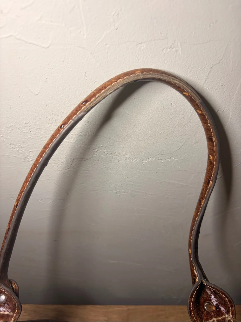 Vintage Y2K Guess Brown Faux Ostrich Shoulder Bag Purse Silver Hardware